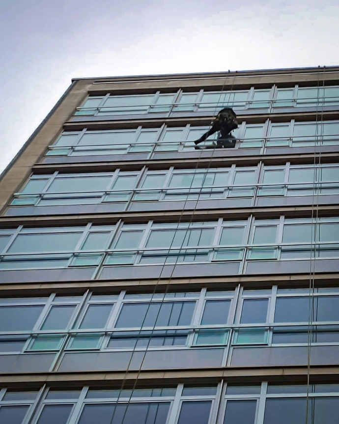 Cordiste Rope 4 Access en intervention sur une façade